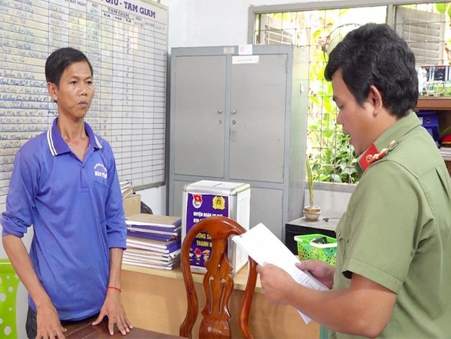 Bắt nhóm tổ chức cho 15 người vượt biên