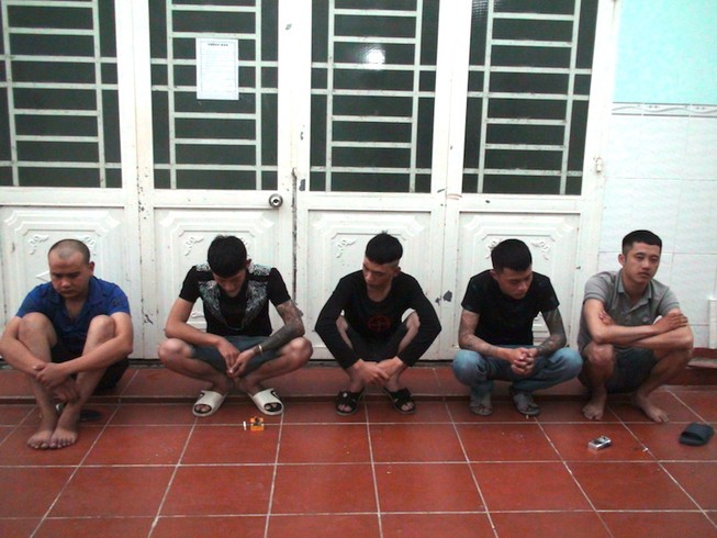 Trà Vinh: Phát hiện nhóm cho vay tín dụng đen có súng