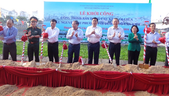 Xây cầu nối đường Võ Văn Kiệt với cầu Nguyễn Tri Phương
