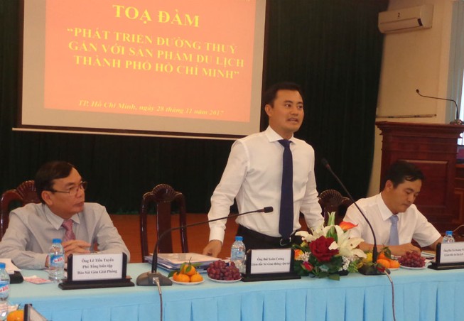 Buýt sông gắn du lịch: 3 thuận lợi, 3 khó khăn
