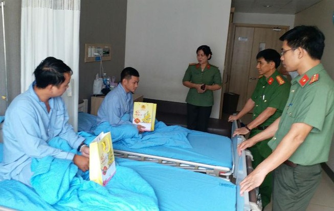 Công an viên ở Đồng Nai bị đâm vào mặt bằng căm xe