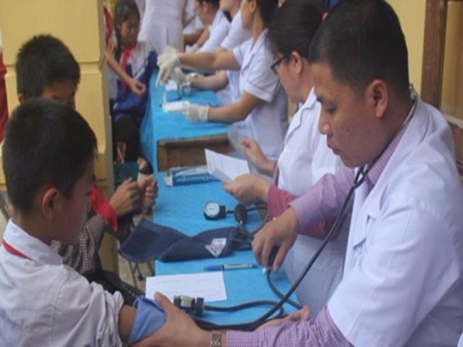Làm rõ vụ 20 học sinh Nghệ An nghi viêm cầu thận cấp