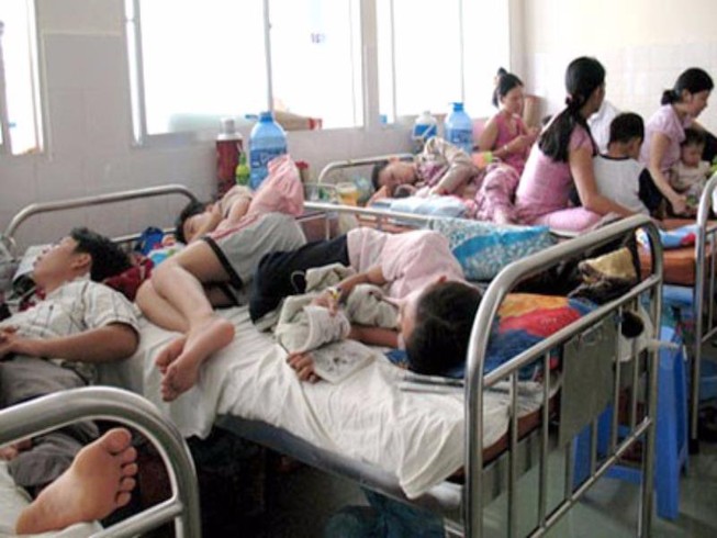 Không để bệnh nhân nằm ghép ngày nắng nóng bất thường