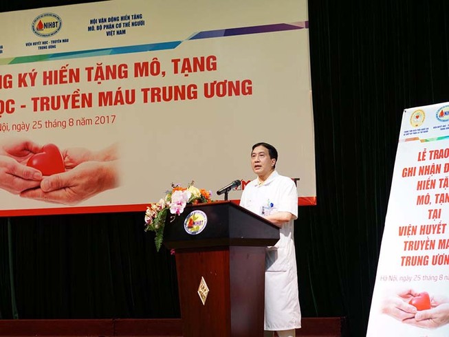 465 thầy thuốc đăng ký hiến tạng cứu người bệnh