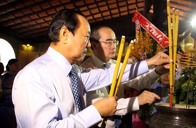 TP.HCM: Dâng hương tưởng niệm Chủ tịch Tôn Đức Thắng
