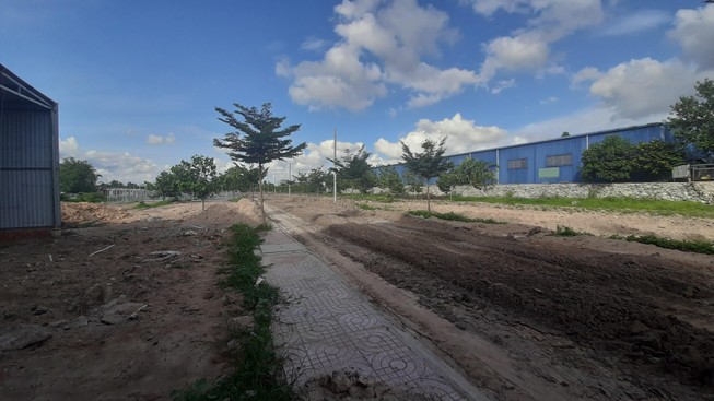 Alibaba tung chiêu 'chống' quyết định tháo dỡ đường sai phép