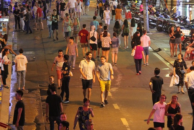 Ngày 20-8, phố đi bộ Bùi Viện chính thức khai trương