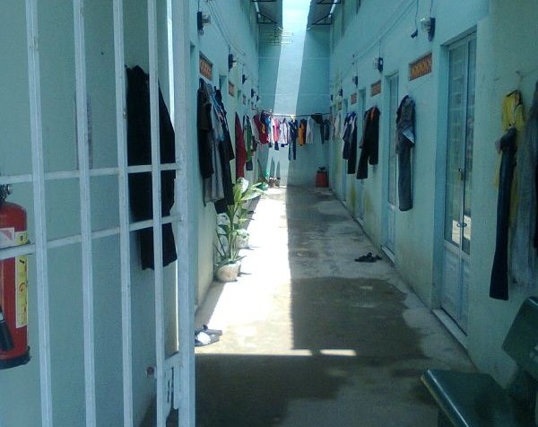 Không đăng ký tạm trú, phạt chủ nhà trọ hay người thuê trọ?