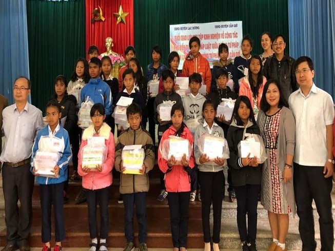 Giao lưu học tập kinh nghiệm về phổ biến giáo dục pháp luật
