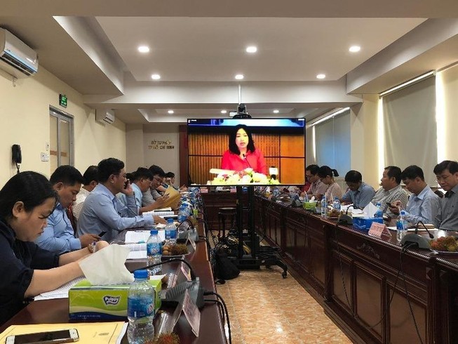 Tránh phát triển nghề công chứng tràn lan, kém chất lượng