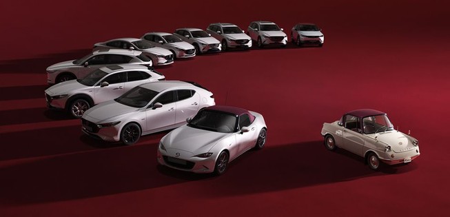 Mazda ra mắt xe mui trần đặc biệt kỷ niệm 100 năm hoạt động