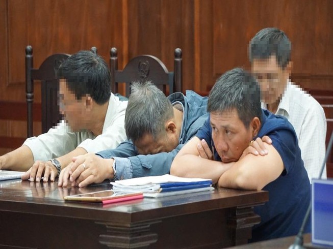 Vụ án đường Hồ Chí Minh: Tòa kết tội, giảm án sâu chưa từng có