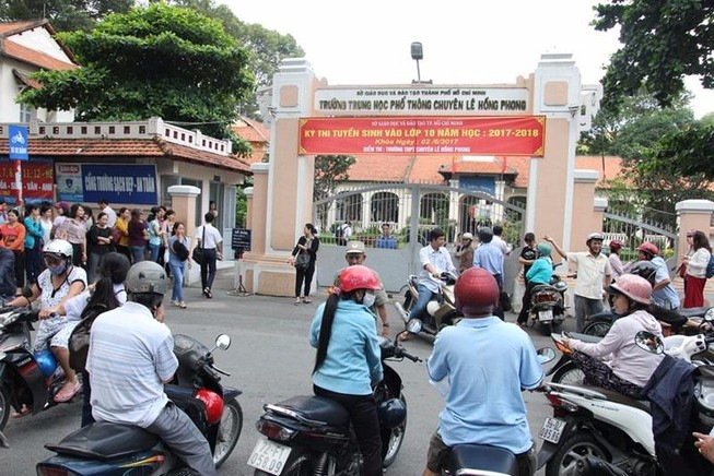 Điều chưa hay bên lề kỳ thi lớp 10
