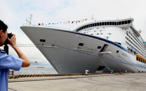 Trung Quốc đóng 5 du thuyền có kích thước gấp đôi tàu Titanic