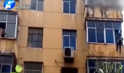 Cãi nhau vì ăn bún hay ăn cơm, vợ đòi nhảy lầu