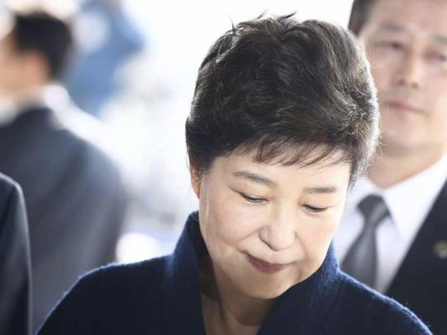 Ra tòa 4 lần trong 1 tuần, bà Park Geun-hye kiệt sức
