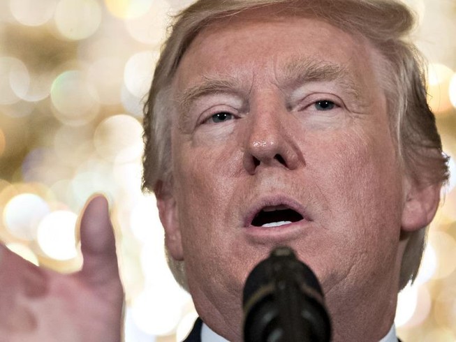 Ông Trump dọa ‘mạnh tay’ với Venezuela