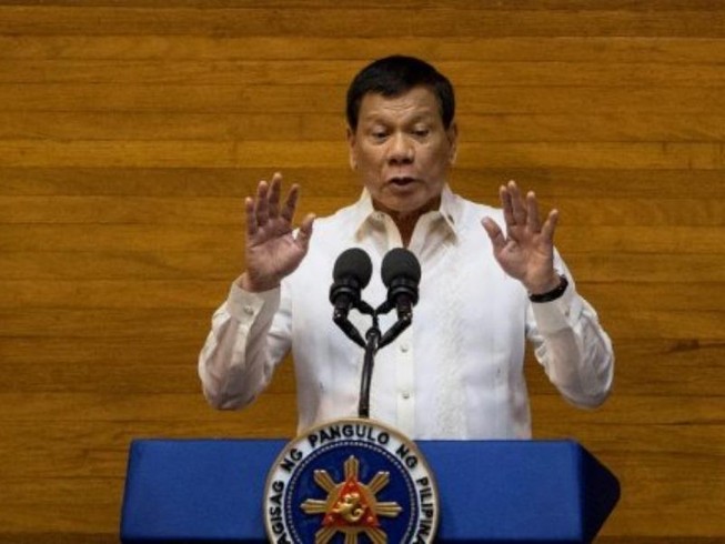 Ông Duterte đòi Mỹ trả 3 quả chuông cách đây 116 năm