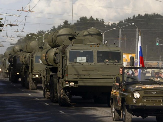 Mỹ dọa trừng phạt ‘cả thế giới’ nếu mua S-400 Nga