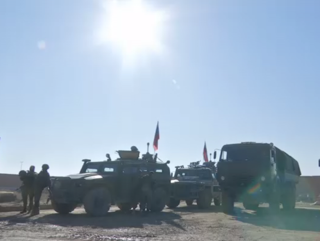 Video: Nga tiến vào tiền đồn Mỹ bỏ lại ở Syria