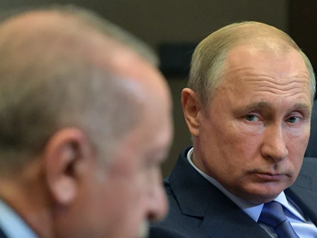 Tổng thống Nga Vladimir Putin (phải) và Tổng thống Thổ Nhĩ Kỳ Recep Tayyip Erdogan. Ảnh: SPUTNIK