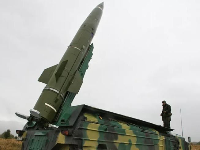 Tên lửa đạn đạo chiến thuật tầm ngắn Tochka của Nga. Ảnh: SPUTNIK