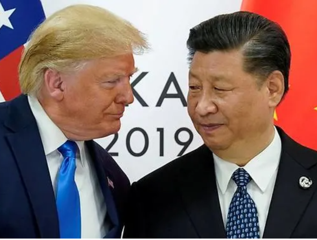 Tổng thống Mỹ Donald Trump (trái) và Chủ tịch Trung Quốc Tập Cận Bình. Ảnh: REUTERS