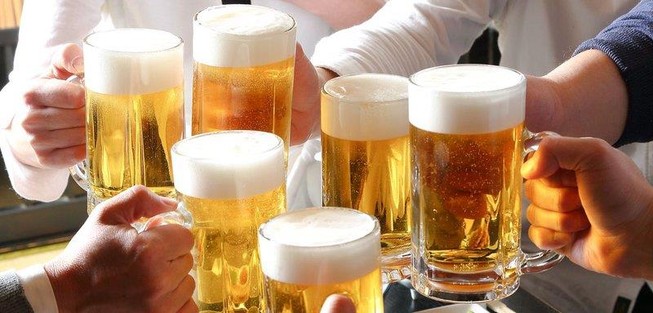 Nguyên nhân đau nhức khớp khi uống rượu bia