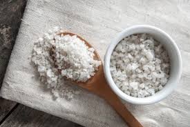 Ăn quá mặn gây hại cho cơ thể tương tự như hút thuốc lá