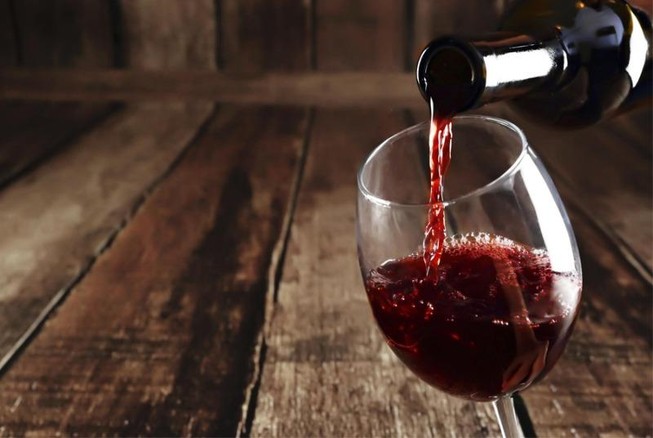 Uống 1 ly rượu vang mỗi ngày lợi hay hại? | Ăn sạch sống khỏe | PLO