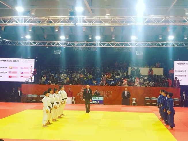 Bóng bàn giành HCV đôi nam, canoeing, judo tiếp tục 'nổ vàng'