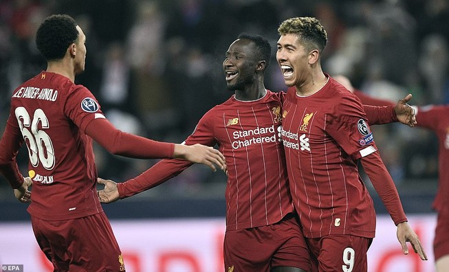 Bùng nổ hiệp 2, Liverpool kết thúc vòng bảng với ngôi đầu