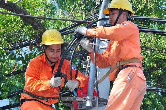 ĐBQH đề nghị không tăng giá điện