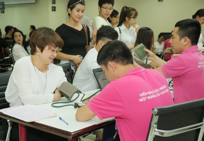 Manulife Việt Nam hiến tặng gần 350 đơn vị máu nhân đạo