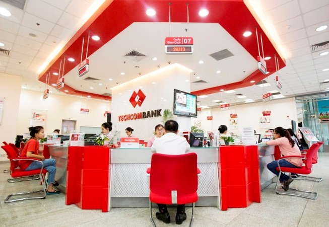 Techcombank nhận cúp vàng “Employers of the Year - Banking”