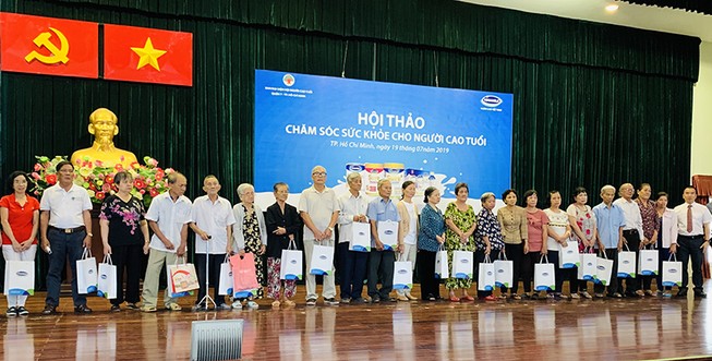 'Sống vui, sống khỏe, sống thọ' cùng Vinamilk
