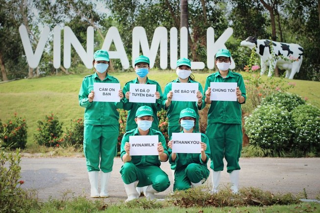 Vinamilk đẩy mạnh sản xuất, tiếp sức cho tuyến đầu chống dịch