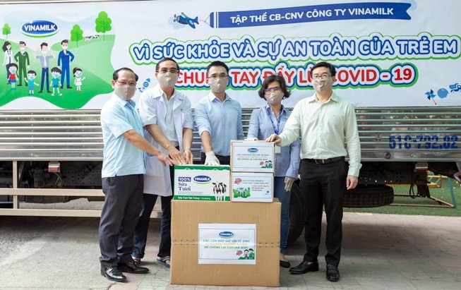 “Triệu bước đi, đẩy lùi Cô-vi”, món quà của nhân viên Vinamilk
