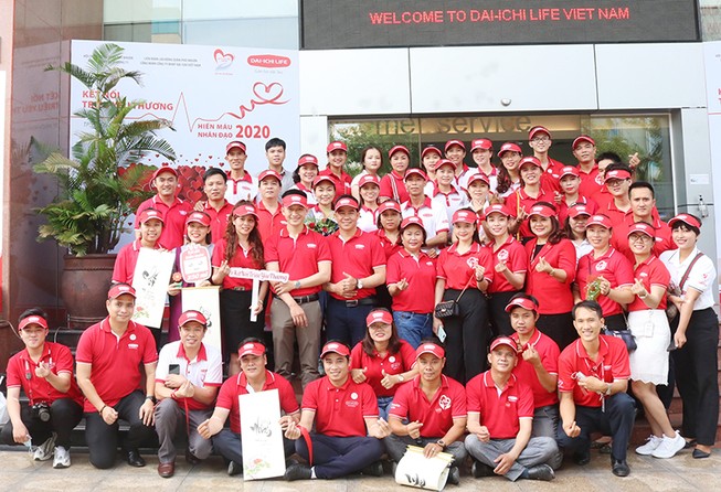“Kết nối triệu yêu thương - Hiến máu nhân đạo 2020”