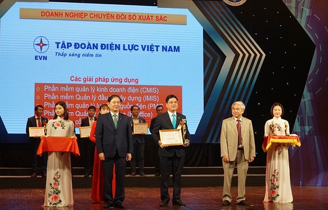 EVN được vinh danh “Doanh nghiệp chuyển đổi số xuất sắc”