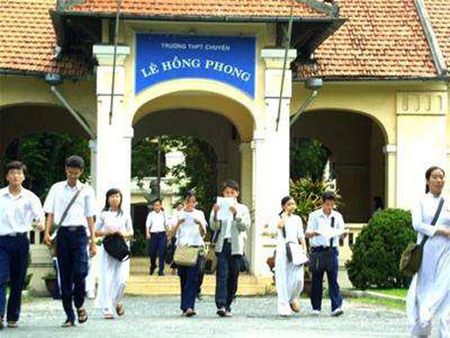 Trường THPT chuyên Lê Hồng Phong có hiệu trưởng mới
