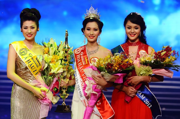 HH Việt Nam 'sợ thi' đấu trường sắc đẹp quốc tế ?