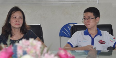 Cậu bé biết đọc, biết tính từ 18 tháng bây giờ ra sao?