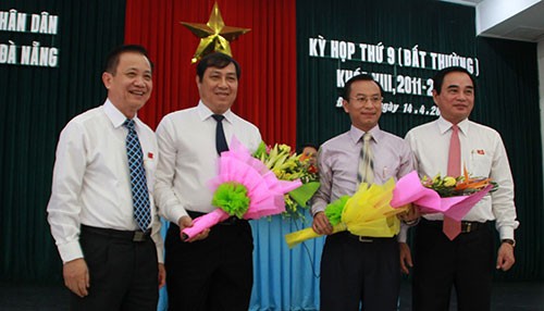 Bổ nhiệm một loạt cán bộ về lãnh đạo các đơn vị, địa phương