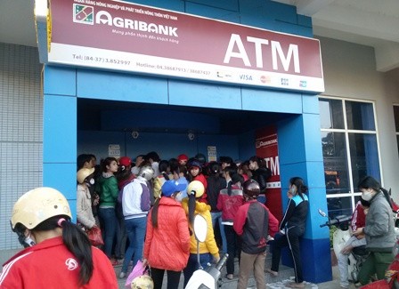 Phá trụ ATM trộm hơn 900 triệu đồng