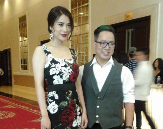 Thợ may, công nhân thi đấu với nhà thiết kế