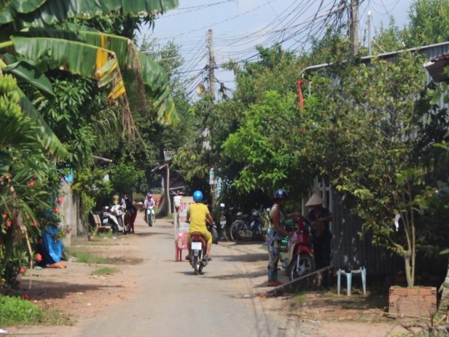 Đâm cha bạn nhậu tử vong rồi bỏ trốn