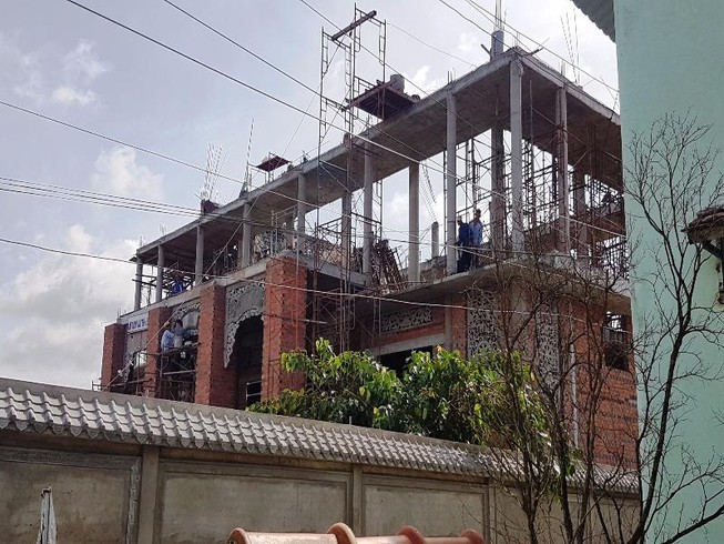 Sập công trình đang thi công, 8 người bị thương