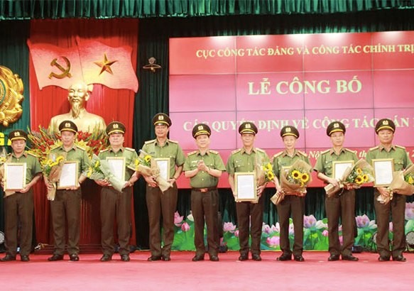 Điều động, bổ nhiệm nhiều tướng lĩnh công an