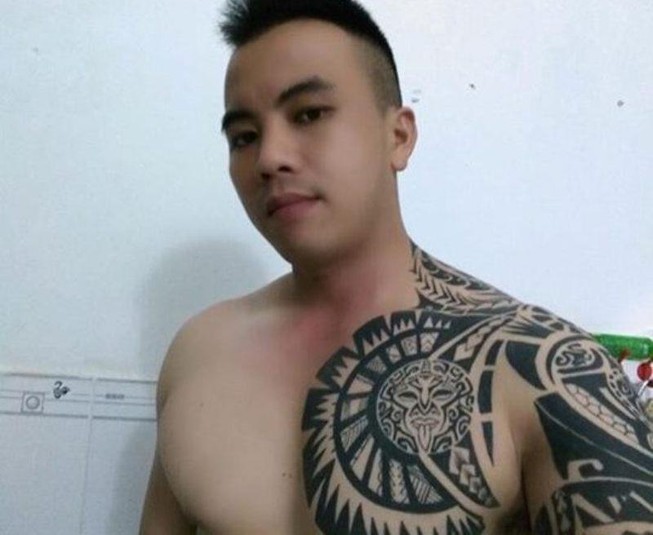 Bắt giam thanh niên cầm súng cướp ngân hàng ở Tân Phú